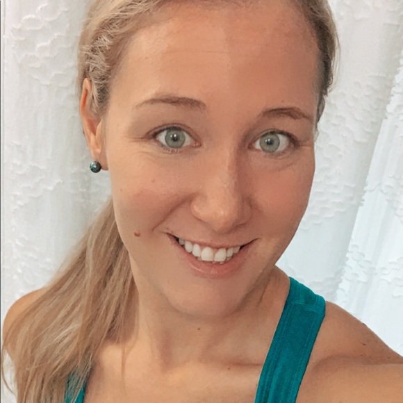 Meet your Posher, Rachel - Picture 1 of 1